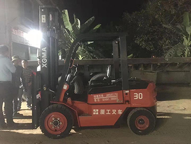 急客戶之所急，永新昌叉車服務(wù)暖人心